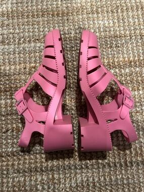 Like new! Melissa Pink Chunky Jelly Heeled Sandals